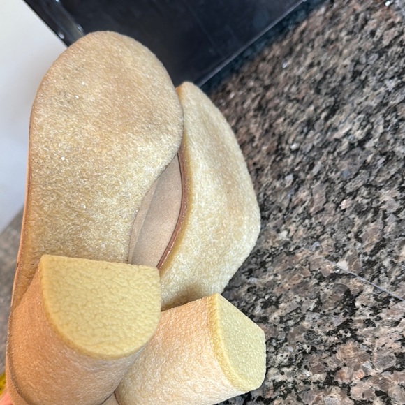 Lauren Ralph Lauren Tan Ankle Booties with Block Heel - Picture 9 of 14